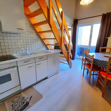 Duplex 6 Pers. Au Pied Des Pistes Avec Balcon Et Mezzanine - Les Menuires - Fr-1-452-119 Apartment *